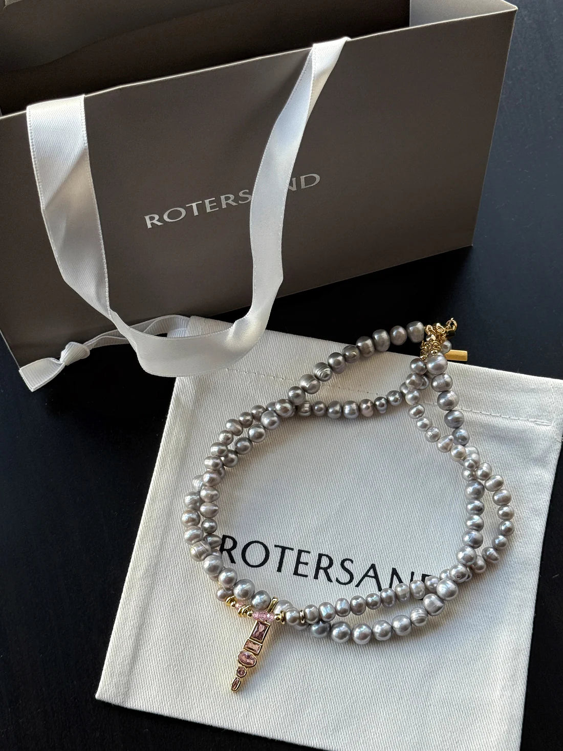ROTERSAND Кольє EDEN (сірий рожевий золотий 36-41см)