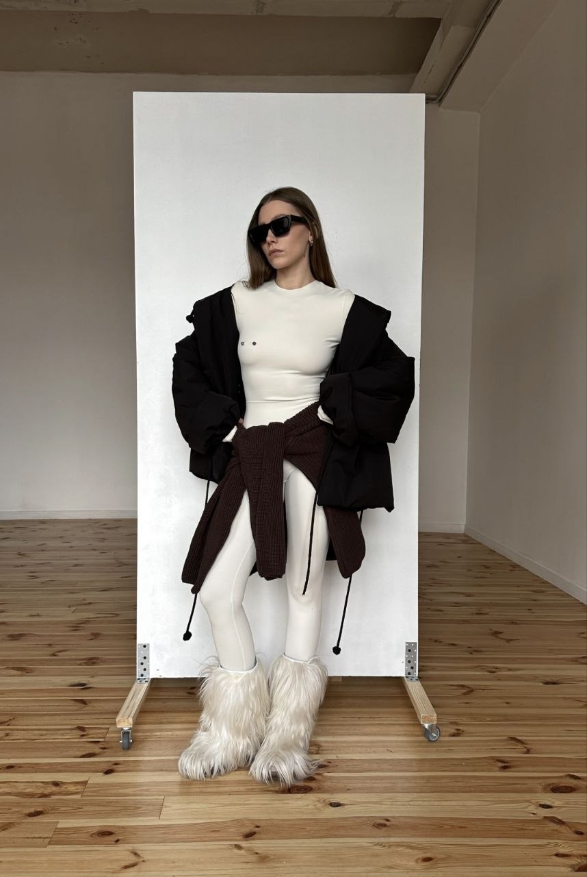 NUGA Лонгслів Swan вершковий
